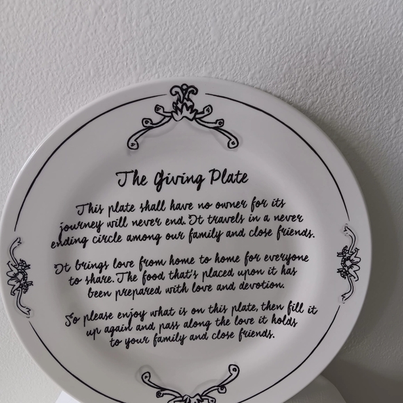 New "The Giving Plate", 10.5" Round, Dishwasher/Microwave Safe, Homewarming Gift - Picture 1 of 5